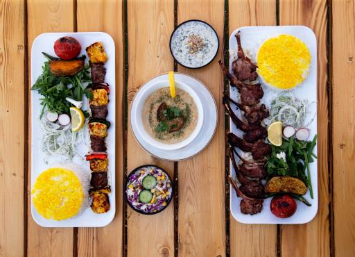 عکس باغ رستوران هاوین