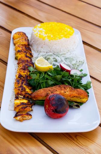 عکس باغ رستوران هاوین