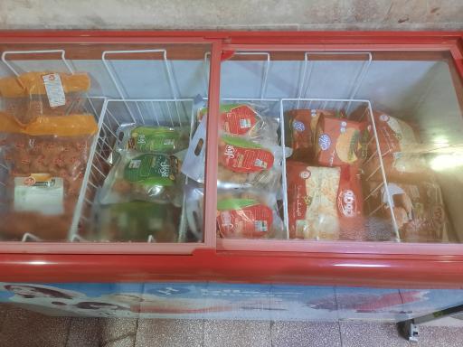 عکس مرغ روز و محصولات پروتینی شهاب کریمی 