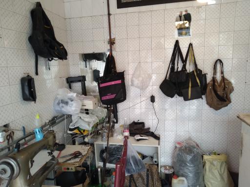 تعمیرات کیف و کفش گلبرگ