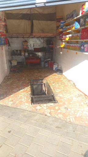 عکس تعمیرگاه و مکانیک خودرو احمدی