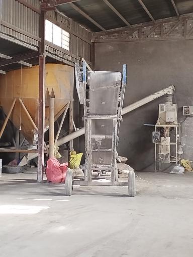 عکس مصالح ساختمانی گوهری