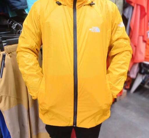 عکس لوازم کوهنوردی و کمپینگ حمید شهدوست