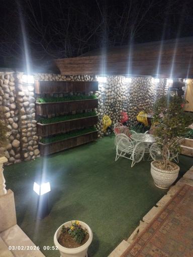 عکس باغ رستوران پارسیان