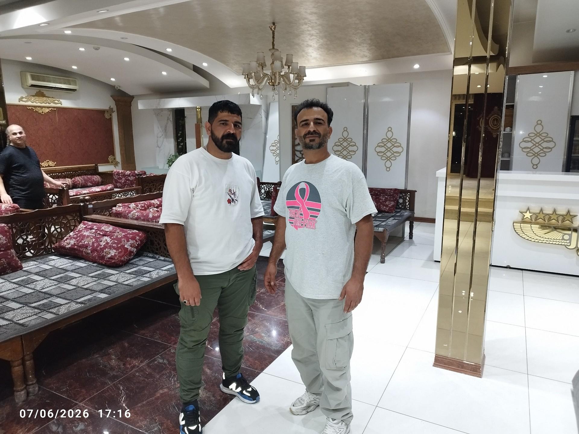 عکس باغ رستوران پارسیان