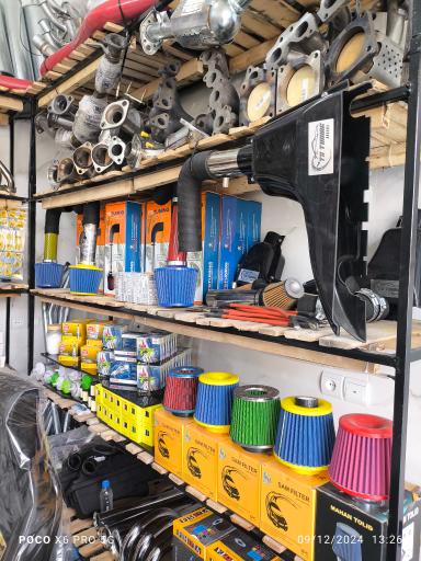 عکس بازار اگزوز