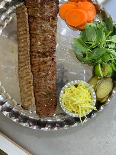 عکس رستوران ترمه و ترنج