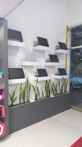 عکس فروشگاه تایتان