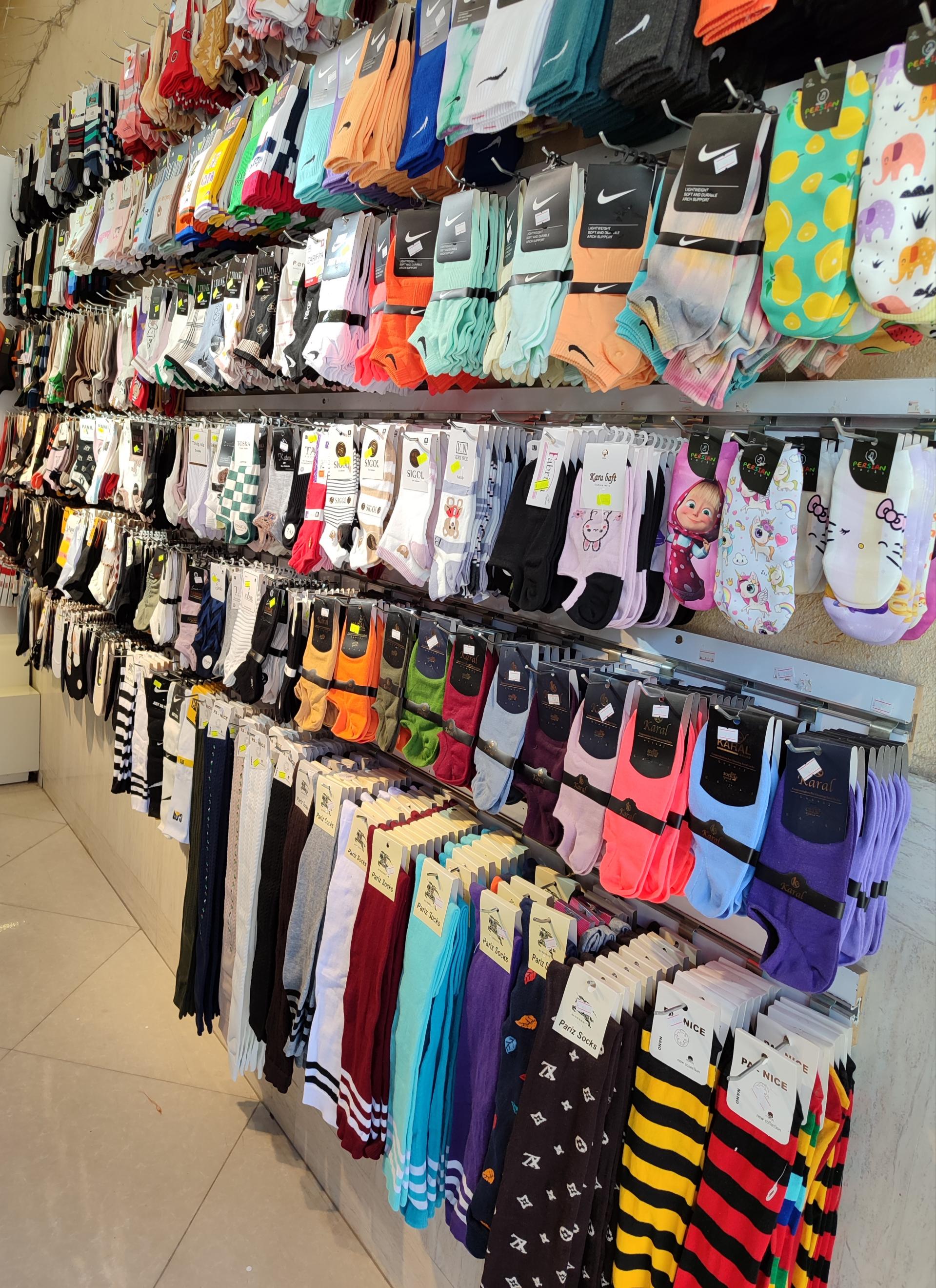 عکس جوراب و لباس زیر پرشین