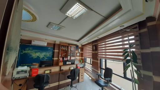 عکس آژانس هواپیمایی همره شید پرواز