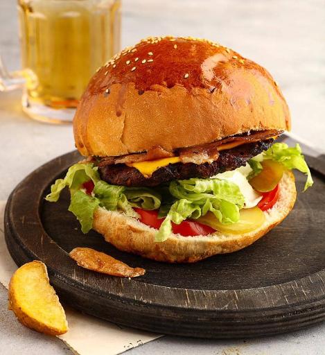 عکس کافه رستوران آوان