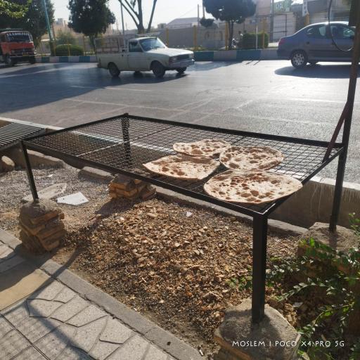 عکس نان کاملان