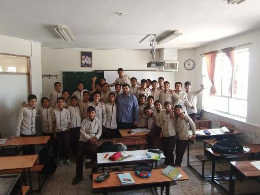 عکس دبیرستان علامه طباطبایی