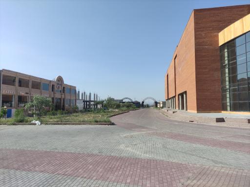 عکس بازار بزرگ مبل تبریز