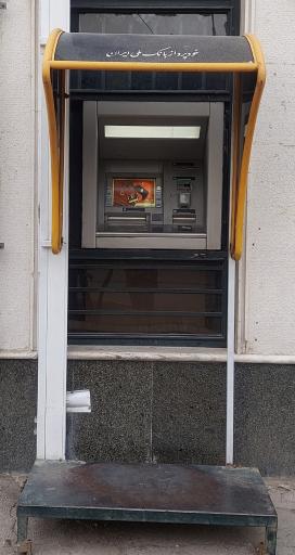 عکس خودپرداز بانک ملی 