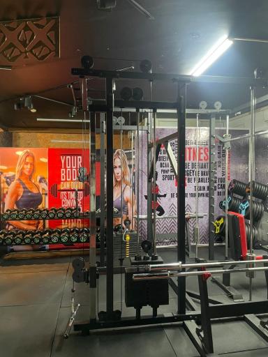 عکس باشگاه ورزشی بانوان دختران آتش