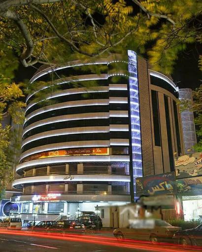 عکس مرکز خرید برج شهر