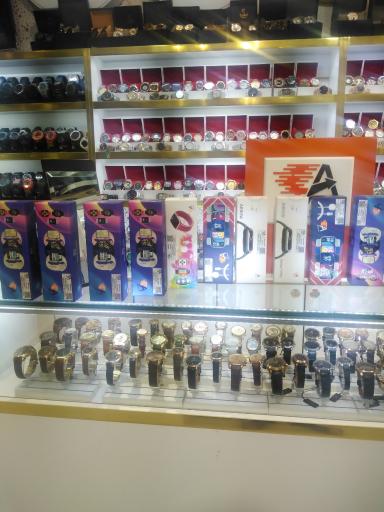 عکس ساعت آریا