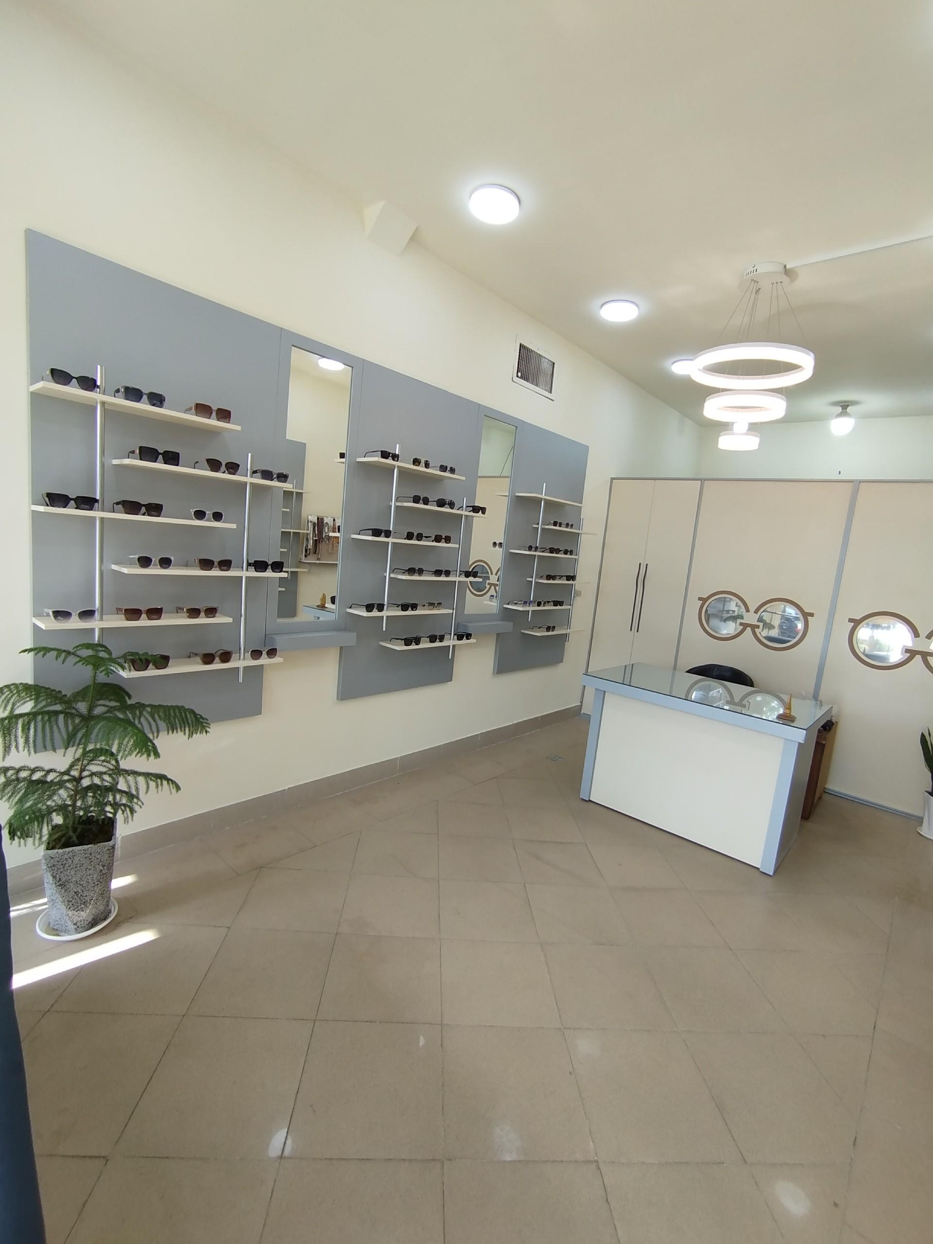 عکس عینک و تعمیرات قاسمیه