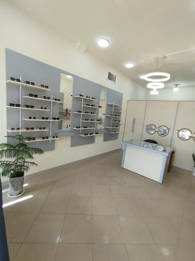عکس عینک و تعمیرات قاسمیه