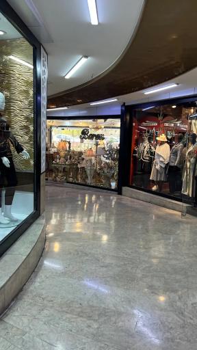 عکس مرکز خرید برج شهر