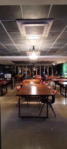 عکس کافه کتاب ۳۶ (فضای کار اشتراکی)