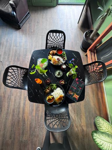 عکس وی کافه V_caffe