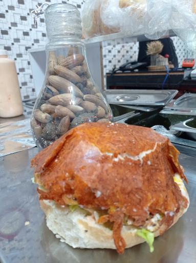 عکس فست فود بلوط 