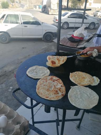 عکس رستوران ادهم رئیسی