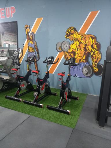 عکس باشگاه بدنسازی رضا فیت 