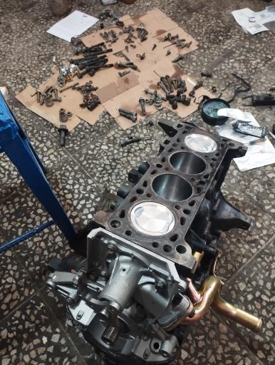 عکس تعمیرگاه مکانیکی فرشاد