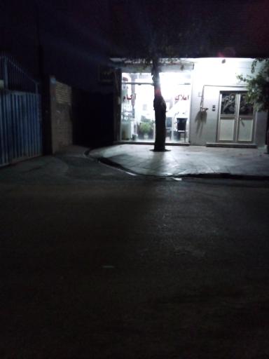 عکس مشاور املاک آکام