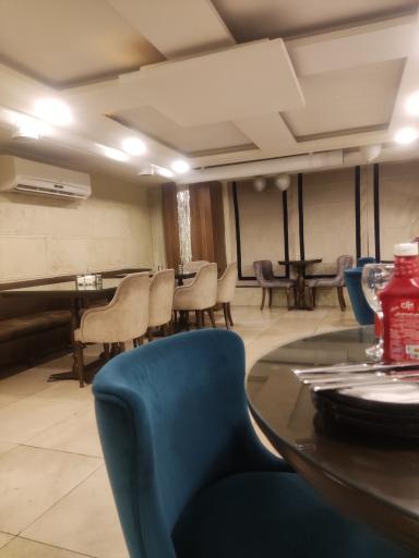 عکس کافه فست فود آرما