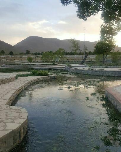 عکس پارک انقلاب (چشمه چقور سیاه)