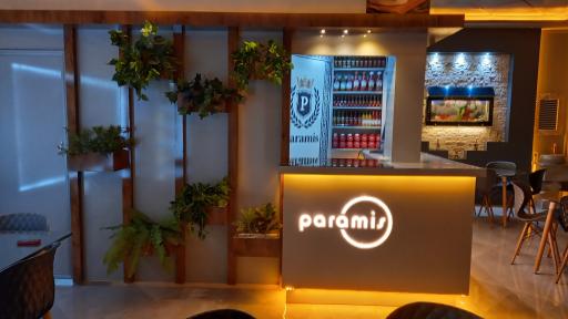 عکس پیتزا فست فود پارامیس