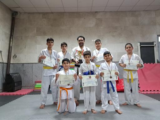 عکس کلاس کاراته کیوکوشین حسینی