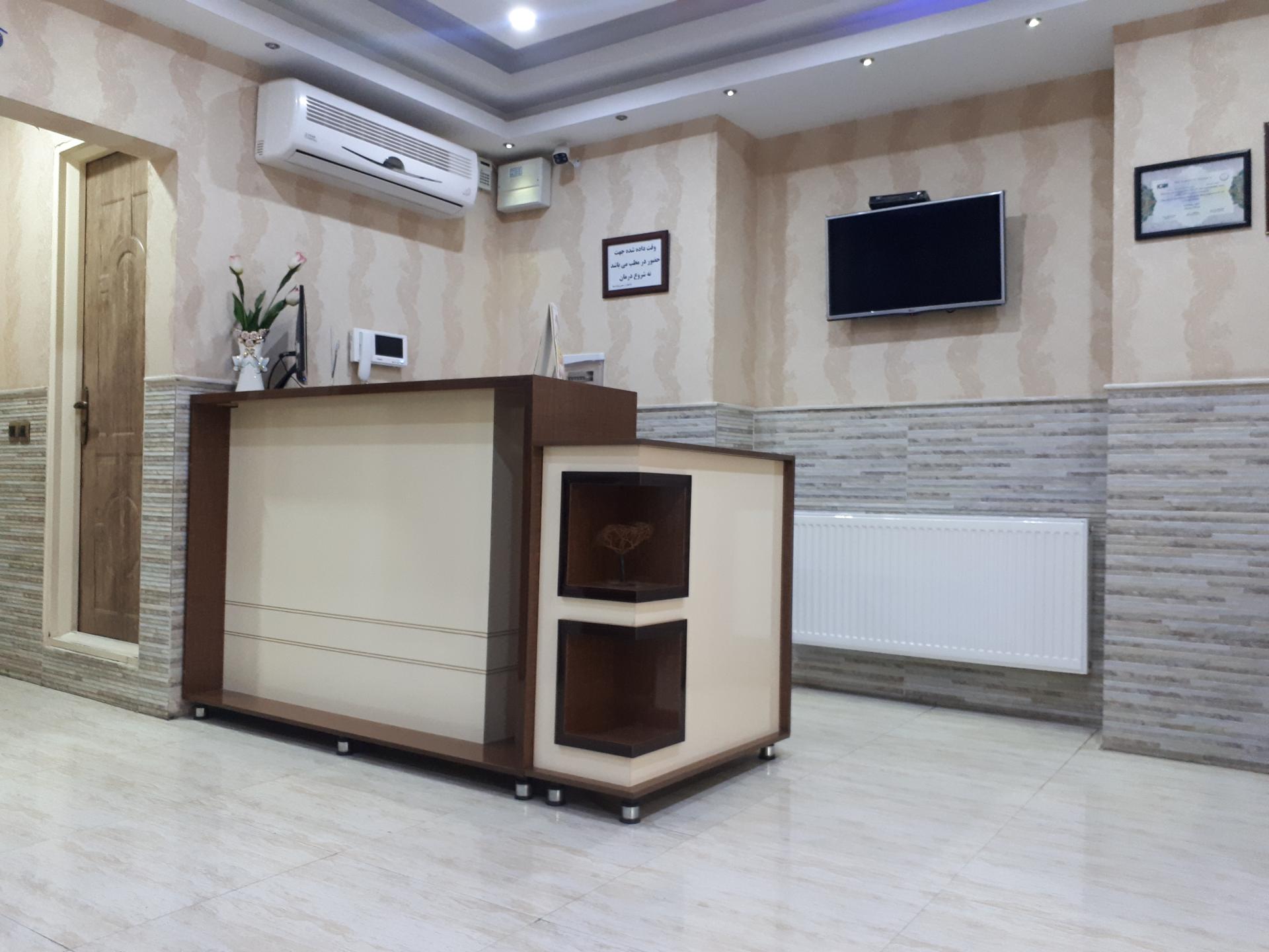 عکس دندانپزشکی دکتر کریم پور اسد