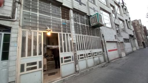 عکس نانوایی سنگکی تنوری سلطانی