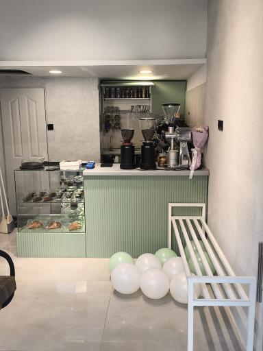 عکس کافه این