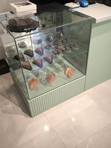 عکس کافه این