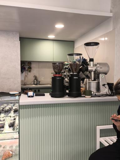 عکس کافه این