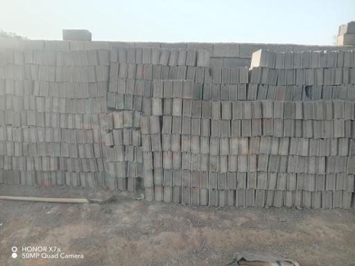 عکس بلوکه زنی کارگزار