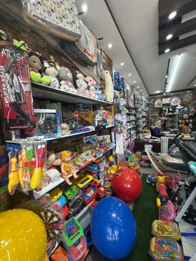 عکس فروشگاه شهر کودک