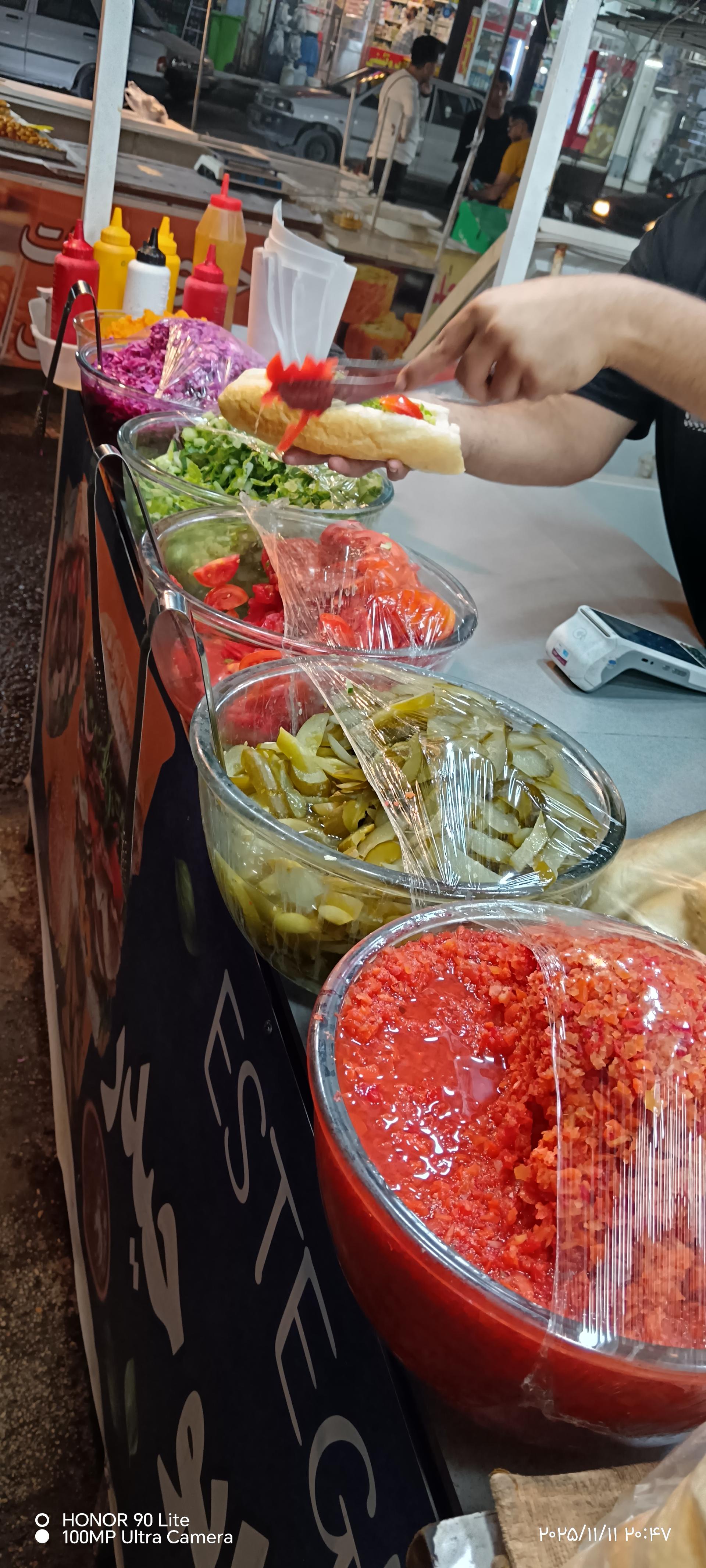 عکس دکه فلافل ابو حیدر