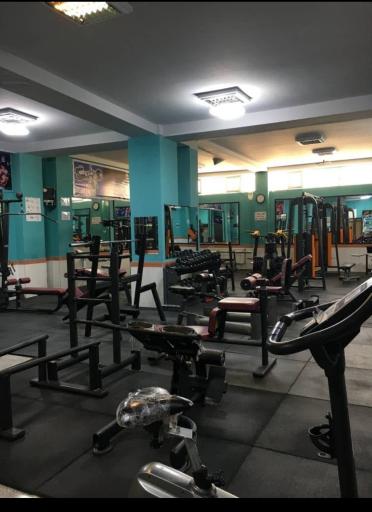 عکس باشگاه بدنسازی آقایان و بانوان آرتور