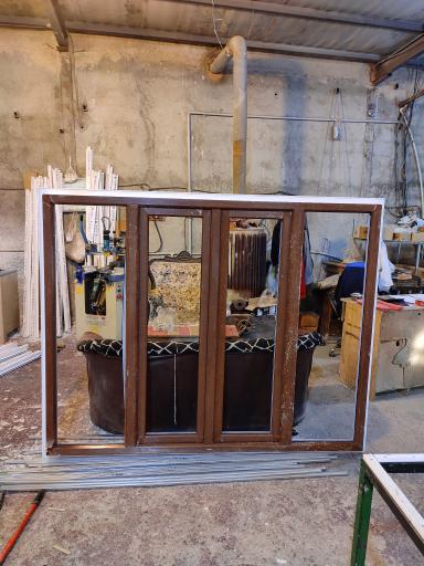 عکس درب و پنجره سازی یام وین