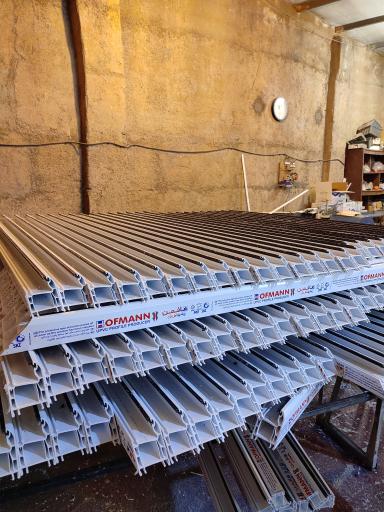 عکس درب و پنجره سازی یام وین