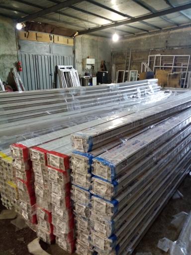 عکس درب و پنجره سازی یام وین