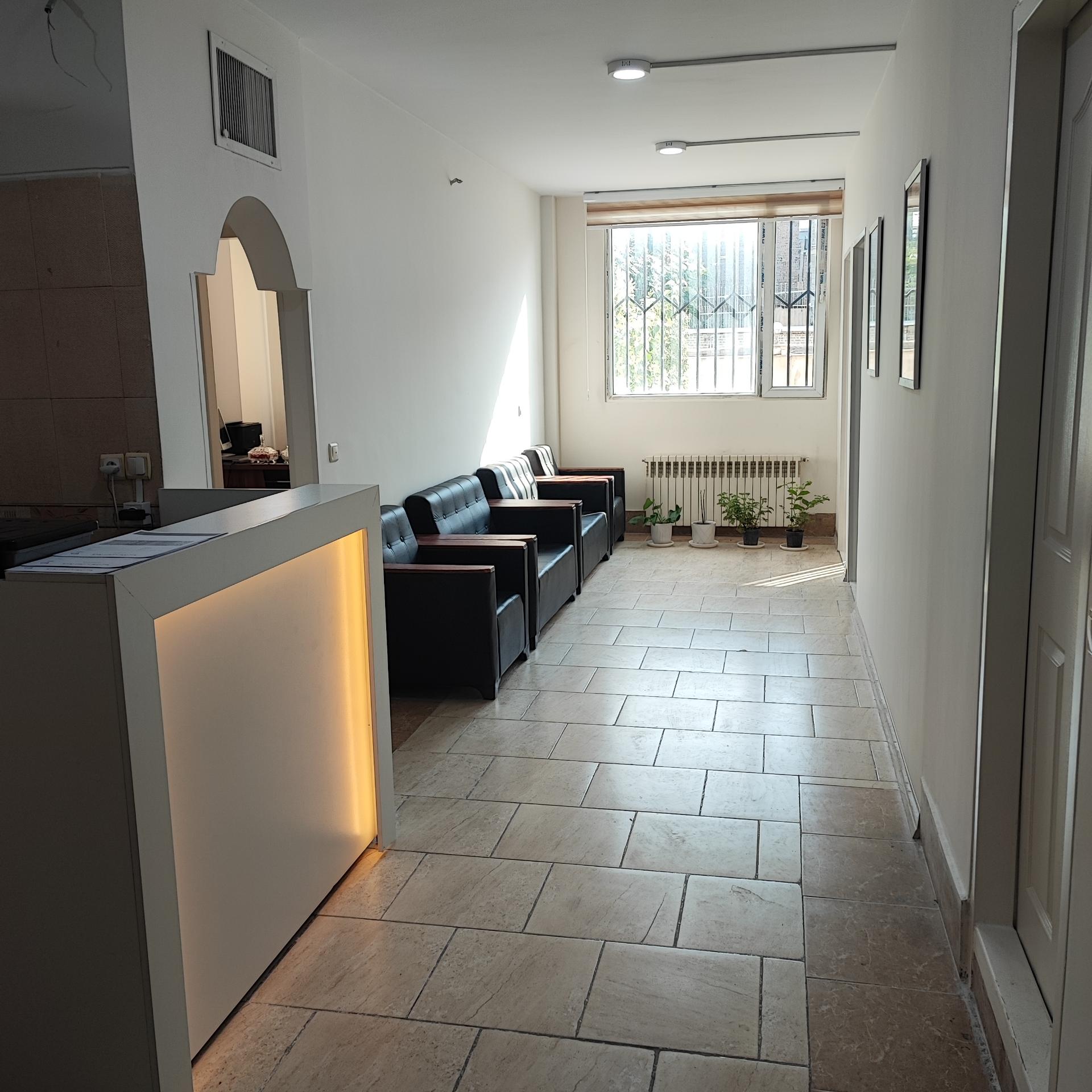 عکس کلینیک تخصصی شنوایی و تعادل زرسا 