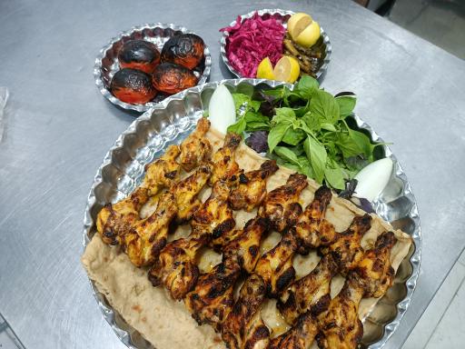 عکس کبابی نون و ریحون